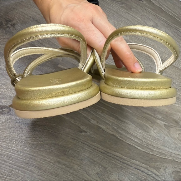 NEW! OluKai Tiare Slingback Sandal Women’s size 7 NWT - Picture 5 of 9